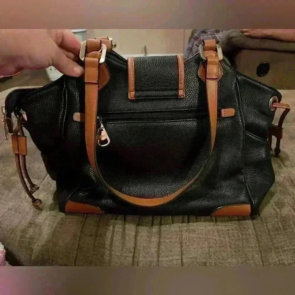 Stauer Black/Brown Shoulder Bag w/ lots of compartments Gold tone logo hardware